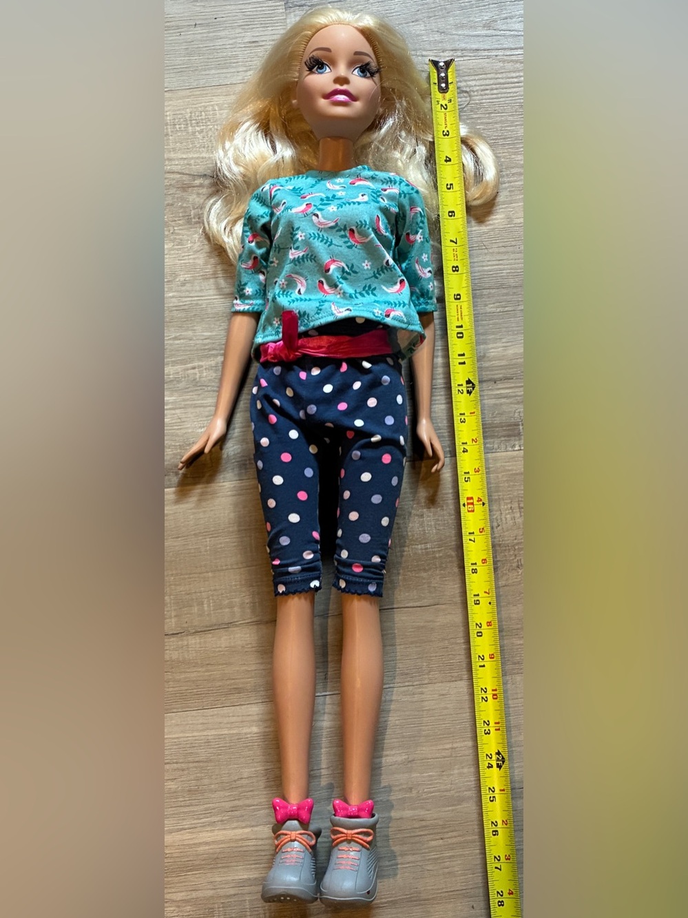 Mattel Barbie Made 2 Move 2015 Blonde Millie Not Original Outfit 22 Movable Join